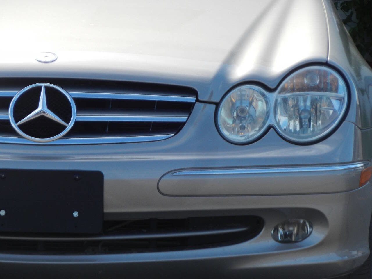 Used 2005 Mercedes-Benz CLK 320 Cabriolet image 9