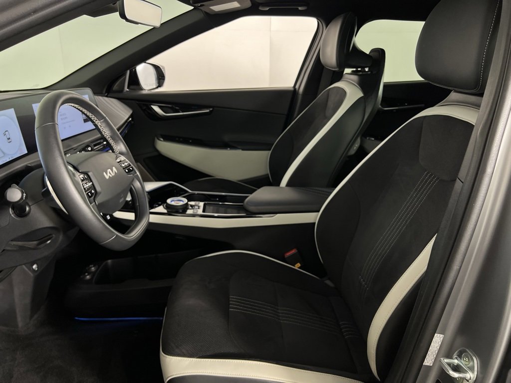 Used 2023 Kia EV6 GT-Line w/ GT-Line Suede Seat Package image 23
