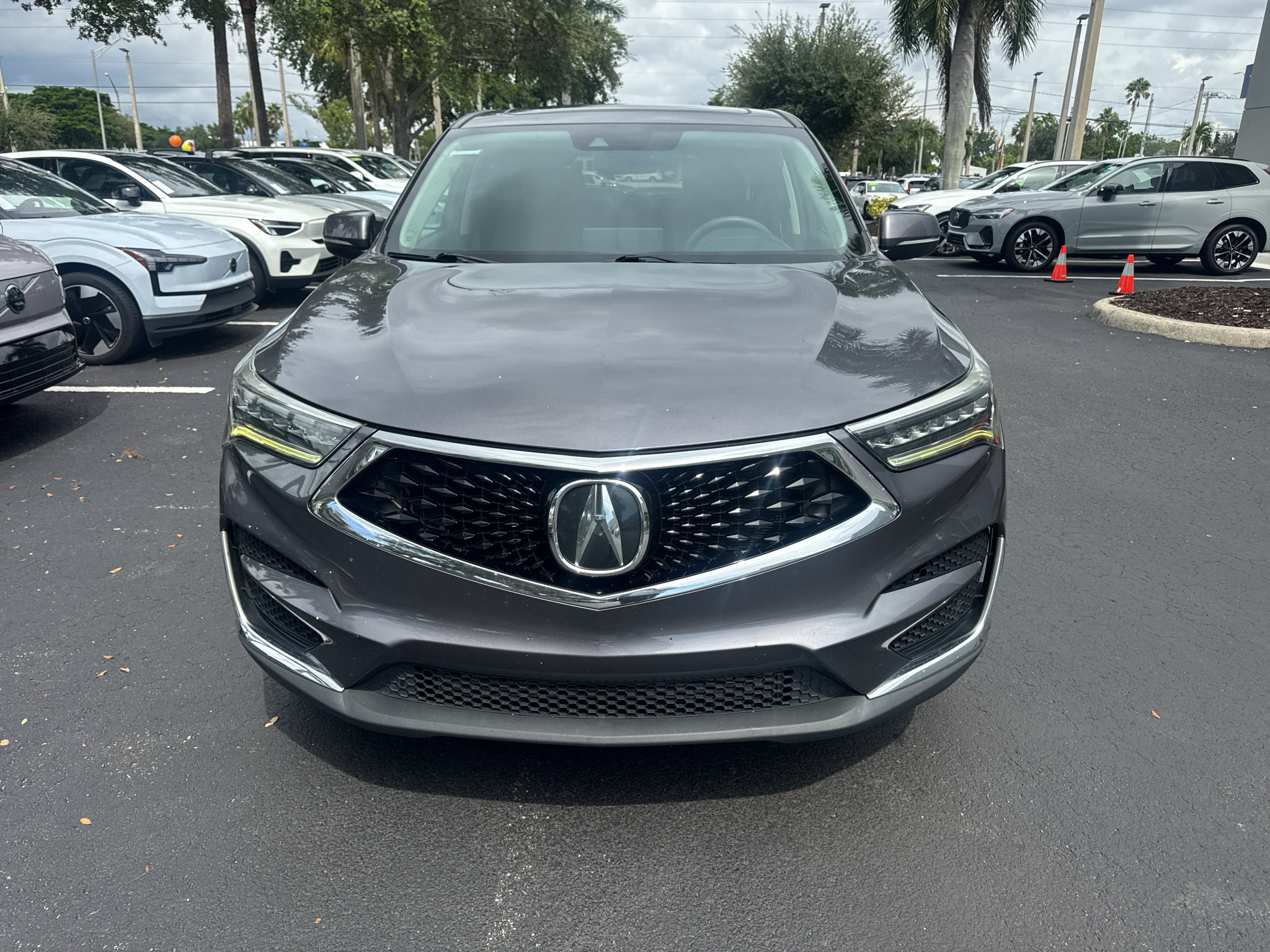 Used 2019 Acura RDX w/ Technology Package FWD image 2