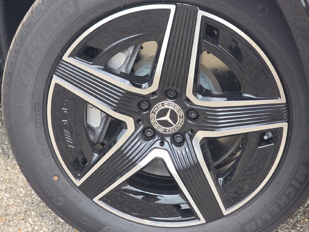 New 2027 Mercedes-Benz GLC 300 4MATIC image 11