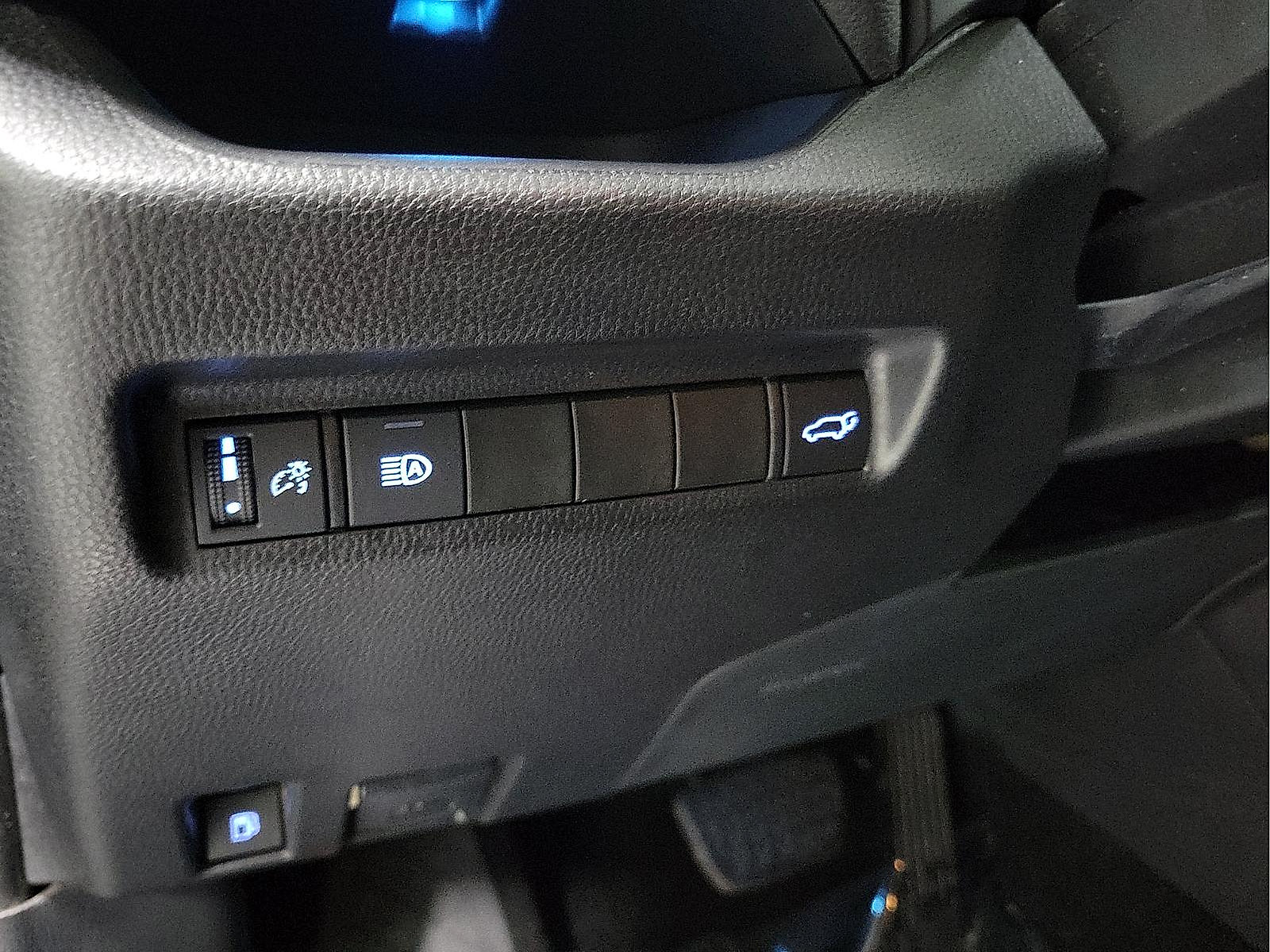 Certified 2021 Toyota RAV4 XSE AWD/4WD image 13