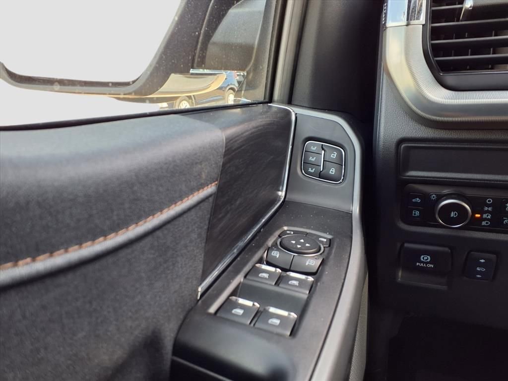 New 2025 Ford F150 Lariat w/ Equipment Group 501A Mid image 18