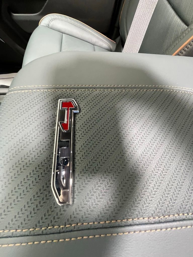 New 2026 GMC Yukon XL AT4 image 23