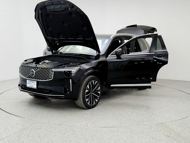 New 2026 Volvo XC90 B6 Plus w/ Protection Package image 9