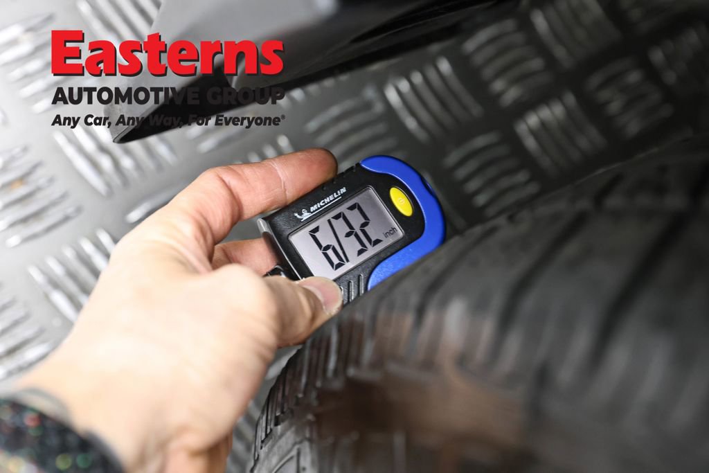 Used 2021 Ford Mustang Mach-E Select image 27