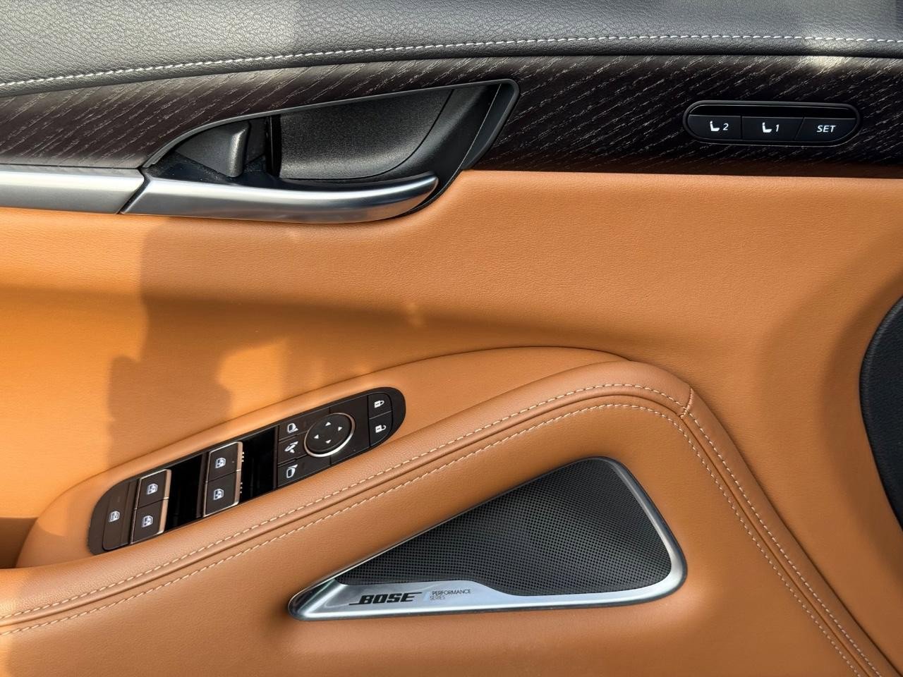 Used 2025 INFINITI QX60 Autograph w/ Cargo Package image 27