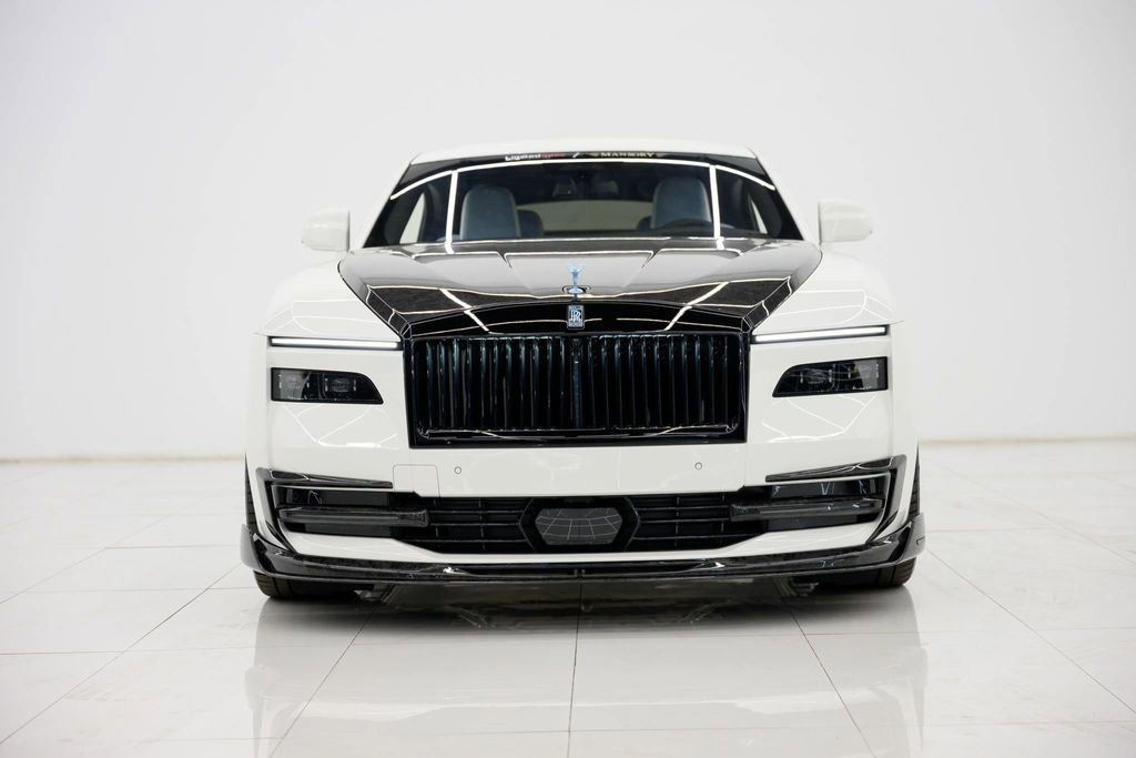 Used 2025 Rolls-Royce Spectre AWD/4WD image 2