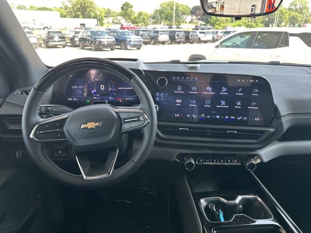 New 2025 Chevrolet Silverado EV LT w/ LT Premium Package image 29
