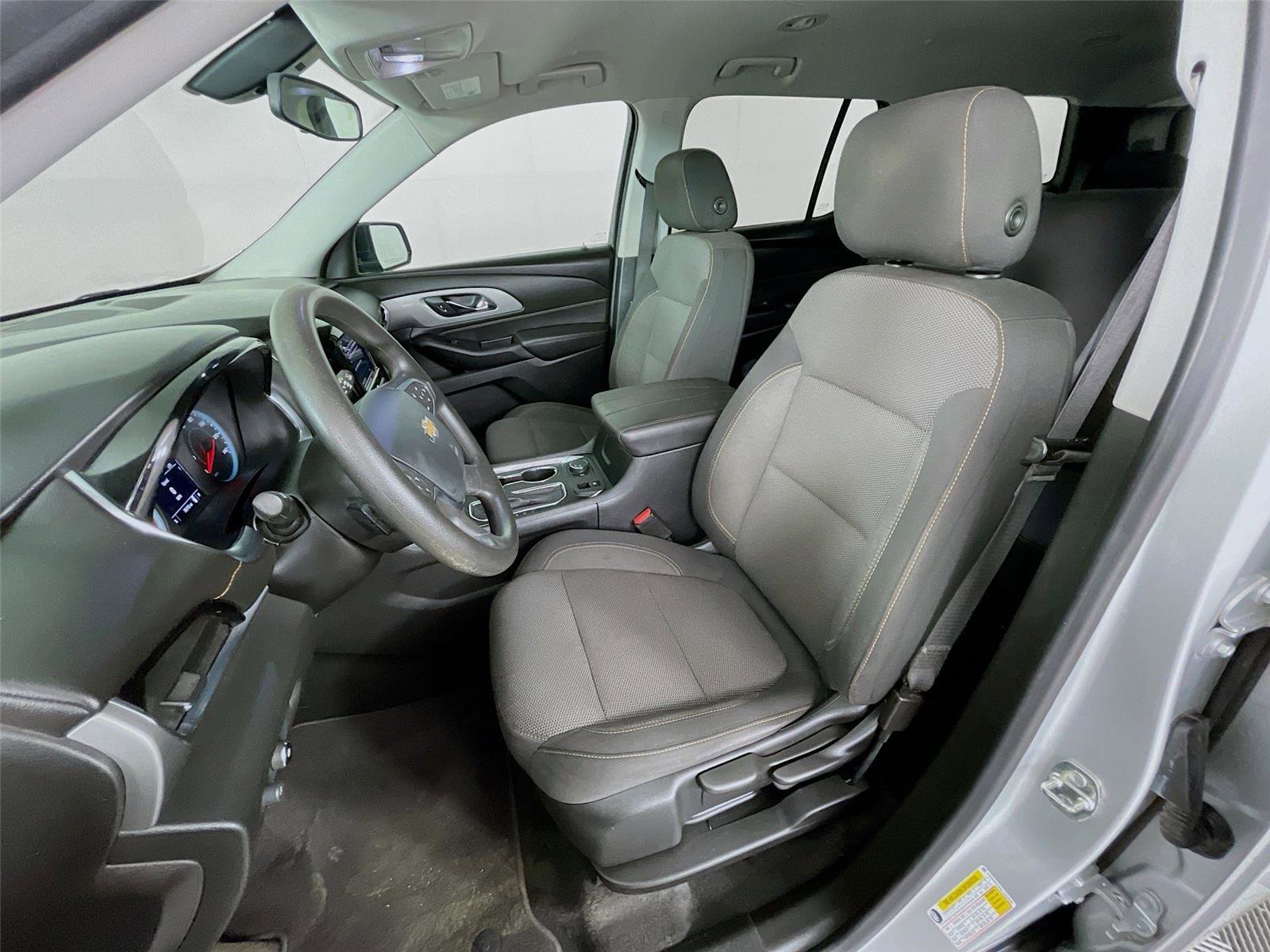Used 2020 Chevrolet Traverse LS image 22
