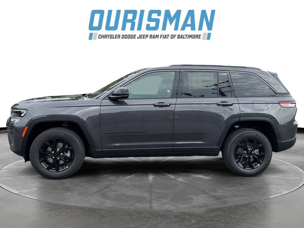 New 2026 Jeep Grand Cherokee Altitude AWD/4WD image 3