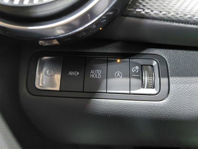 Used 2026 Chevrolet Equinox LT AWD/4WD image 31