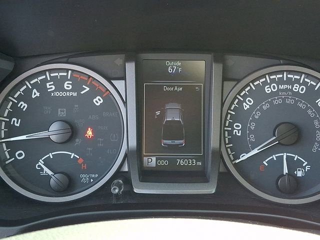 Used 2020 Toyota Tacoma TRD Off-Road w/ TRD Premium Off Road Package AWD/4WD image 22