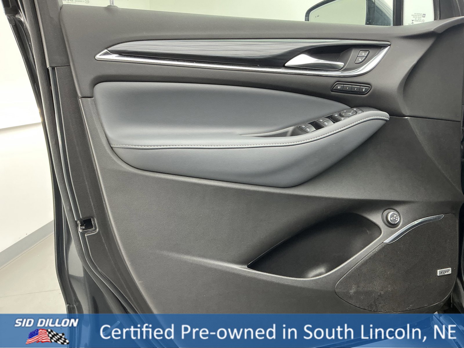 Used 2021 Buick Enclave Premium w/ Sun and Sites Package image 14