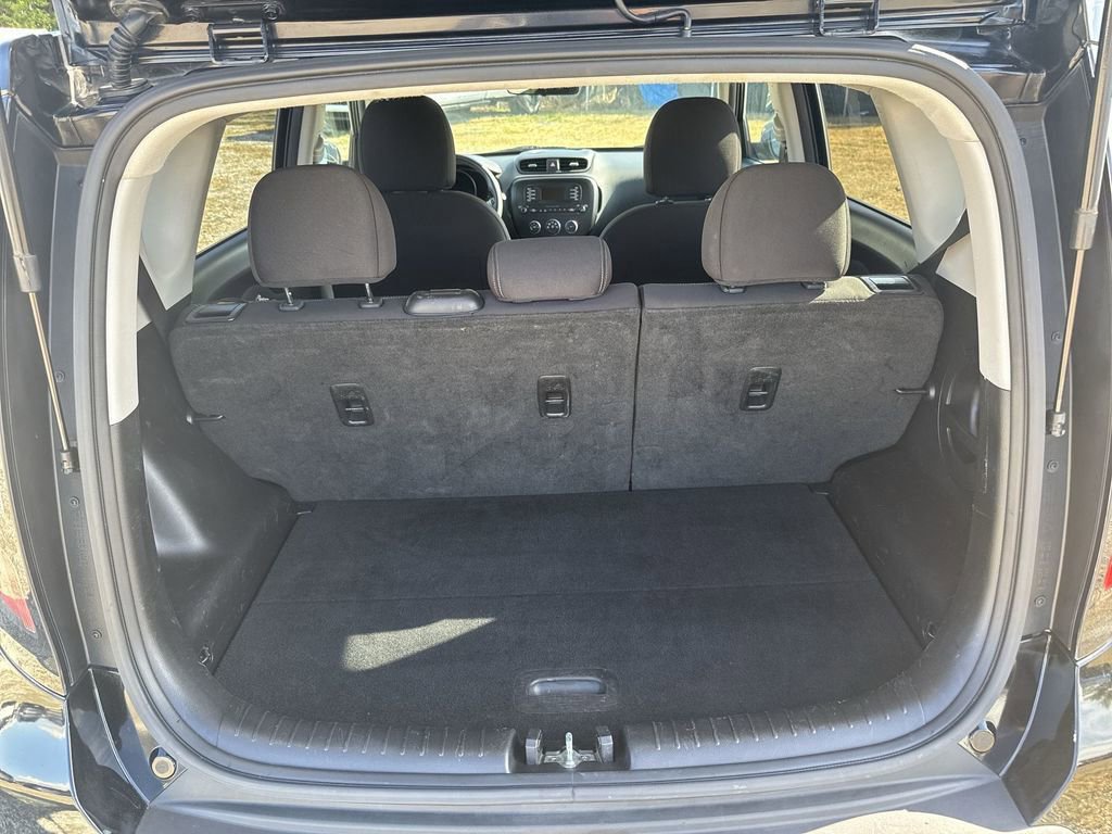 Used 2016 Kia Soul image 21