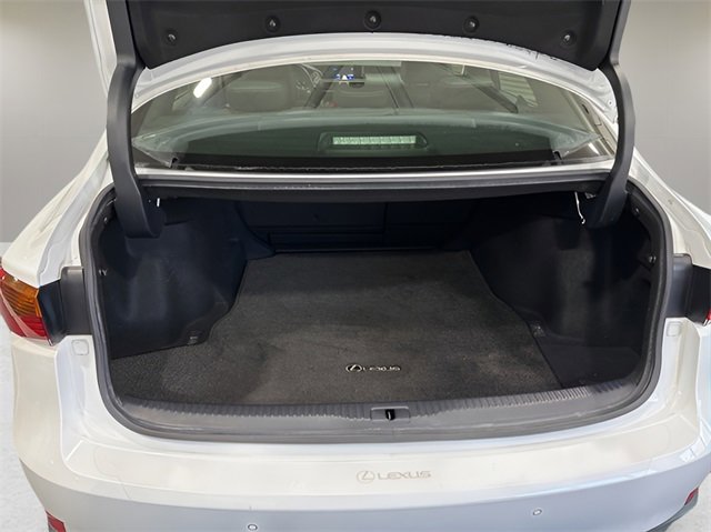 Used 2020 Lexus IS 300 F Sport image 36