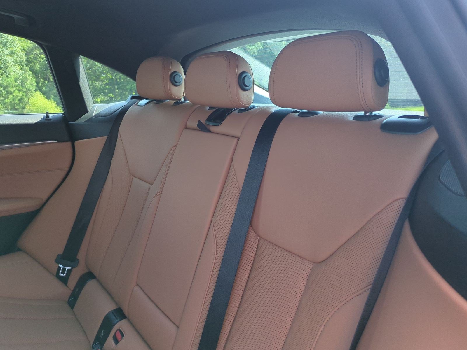 Used 2023 BMW i4 eDrive40 w/ M Sport Package RWD image 31