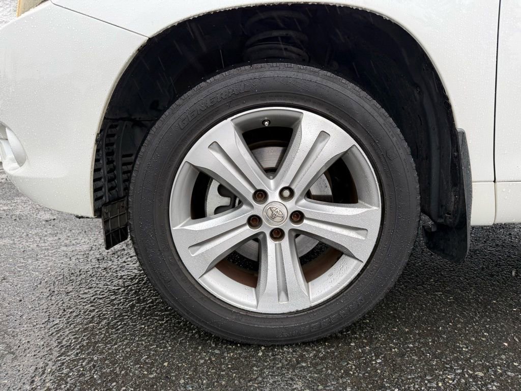 Used 2008 Toyota Highlander Sport image 18