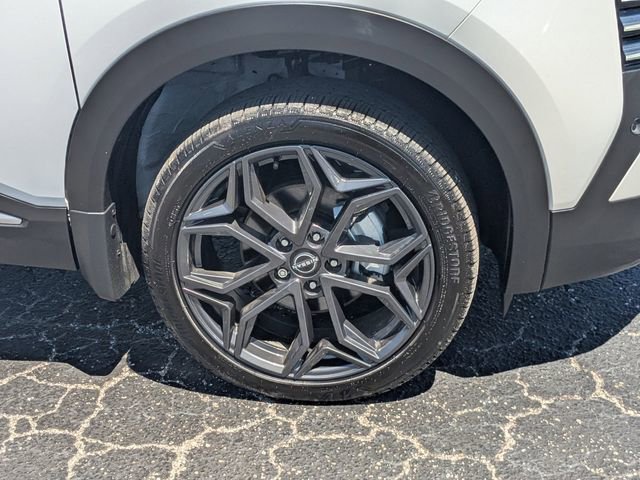 Used 2025 Nissan Kicks SR image 10