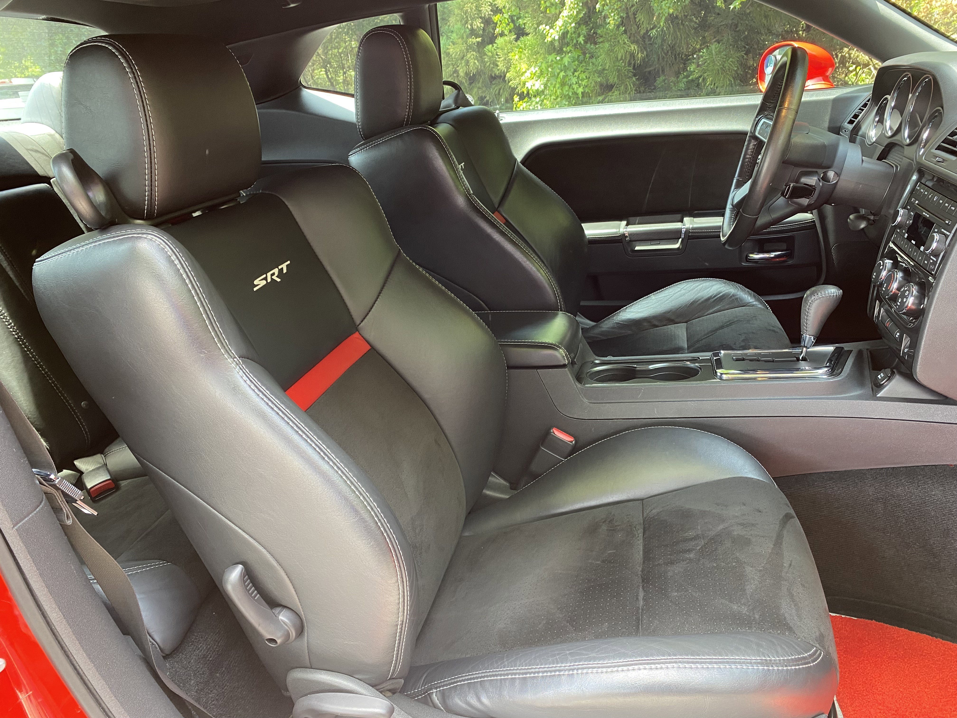 Used 2009 Dodge Challenger SRT8 w/ SRT Option Group II RWD image 34