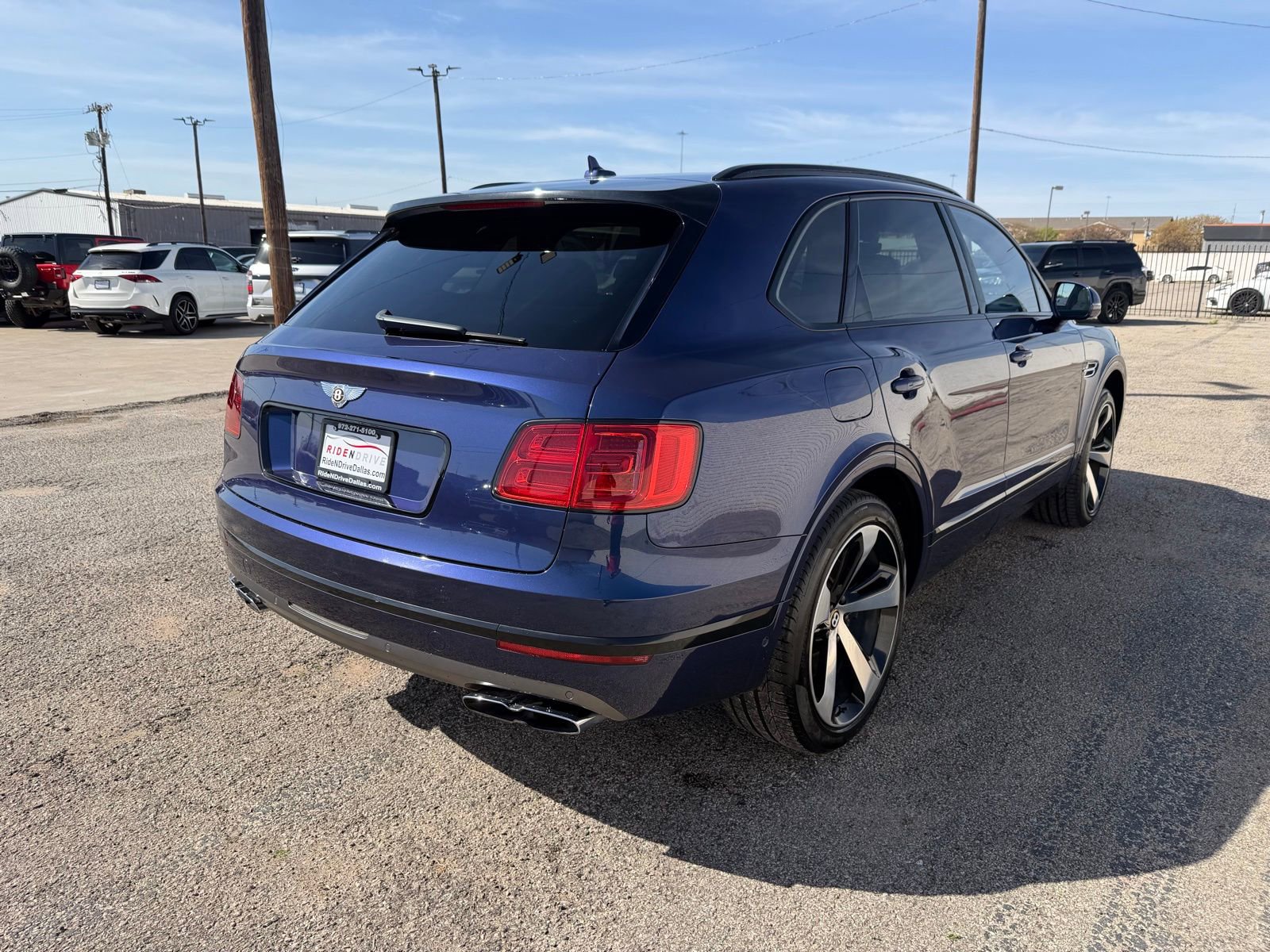 Used 2019 Bentley Bentayga image 7