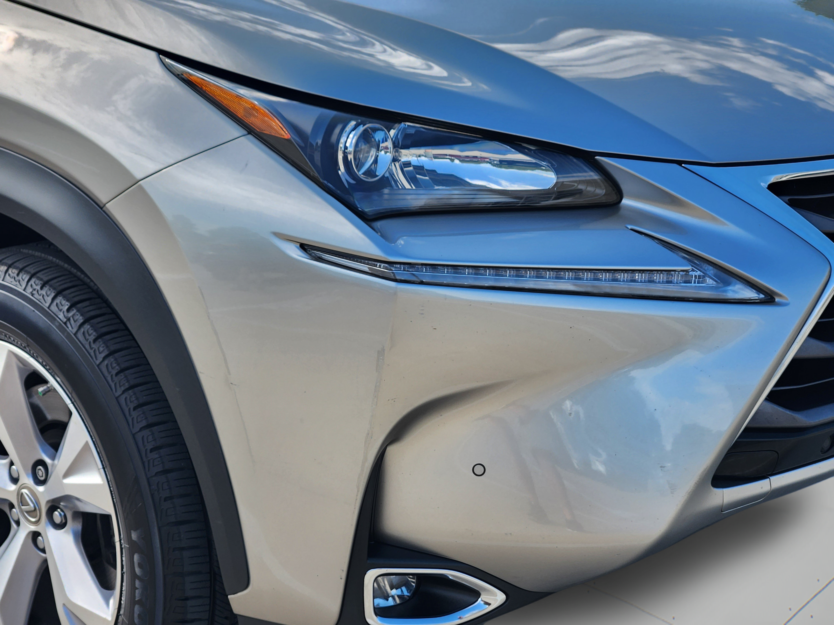 Used 2017 Lexus NX 200t AWD w/ Premium Package image 38