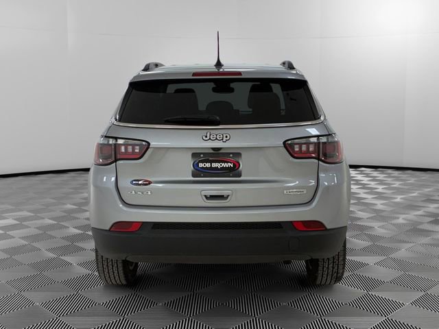 Used 2022 Jeep Compass Latitude w/ Convenience Group AWD/4WD image 4