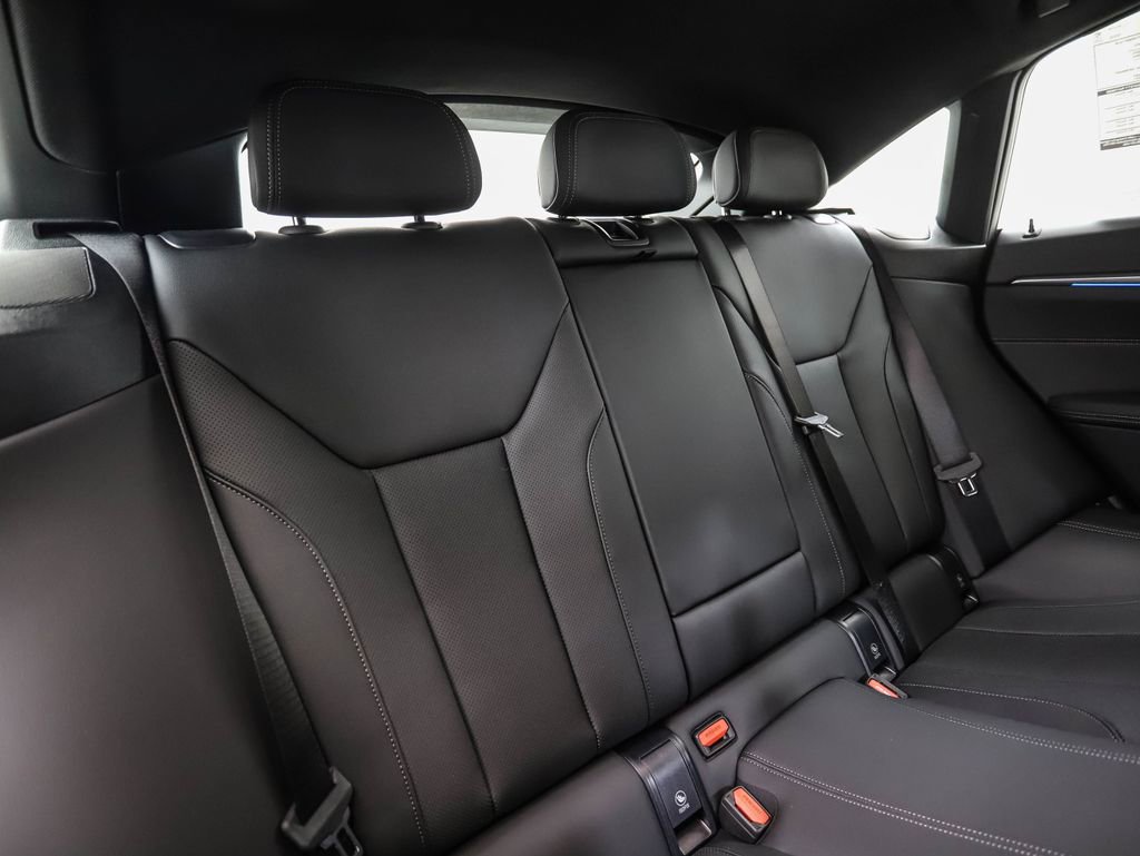 Used 2026 BMW i4 xDrive40i w/ Premium Package image 28