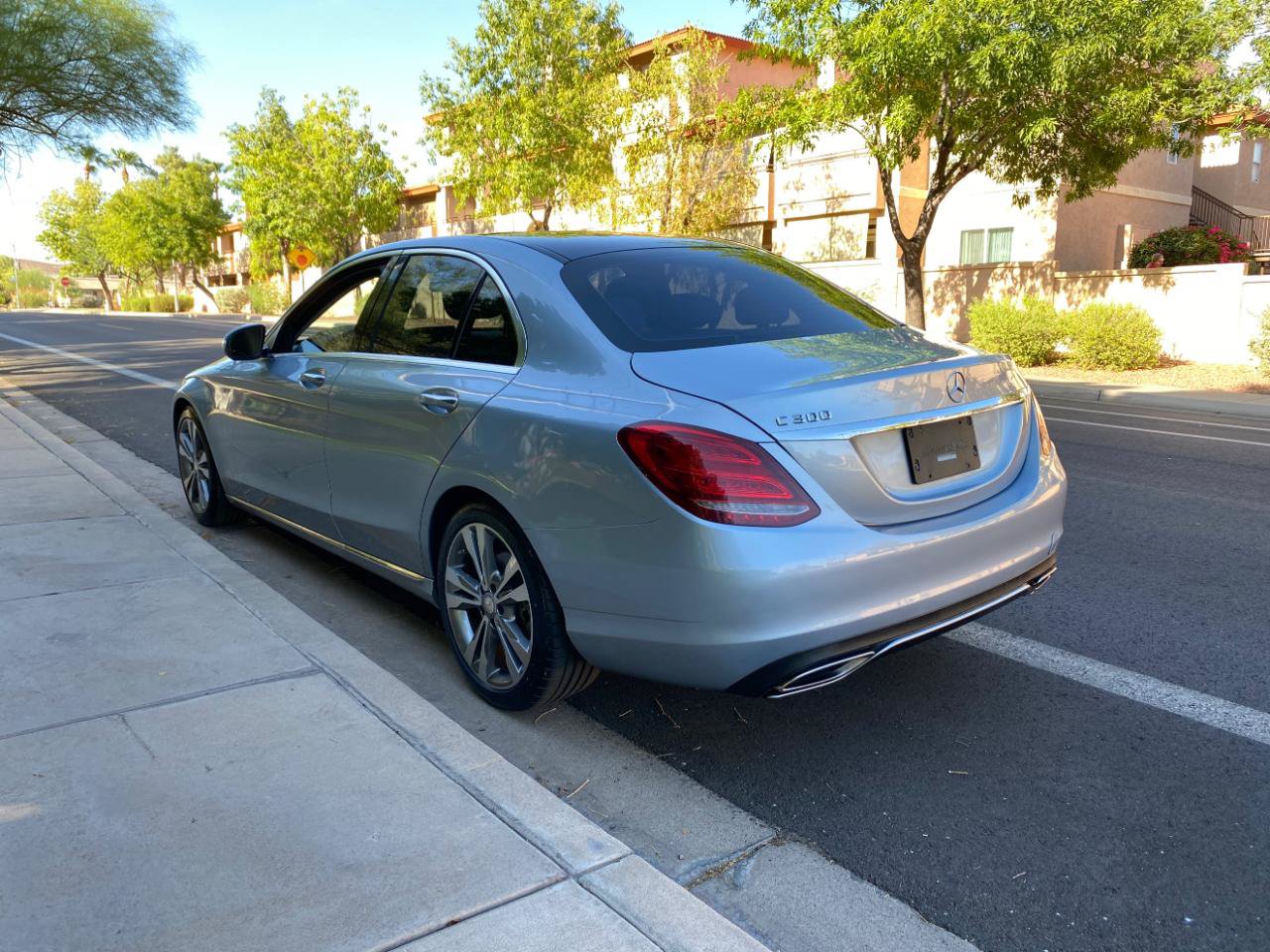 Used 2015 Mercedes-Benz C 300 Sedan image 10