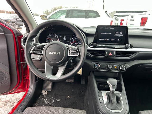 Certified 2022 Kia Forte LXS image 16