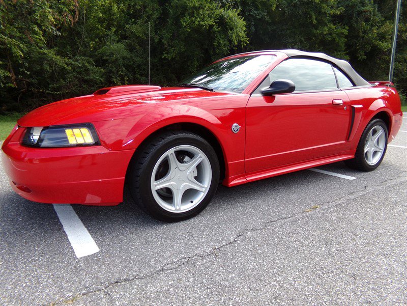 Used 2004 Ford Mustang GT image 5