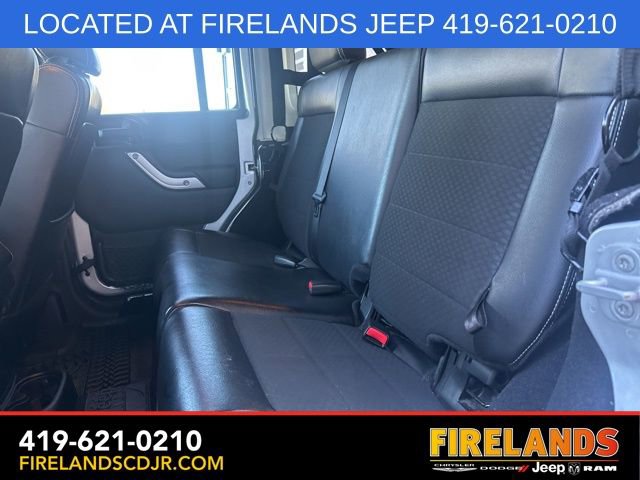 Used 2012 Jeep Wrangler Unlimited Rubicon image 5