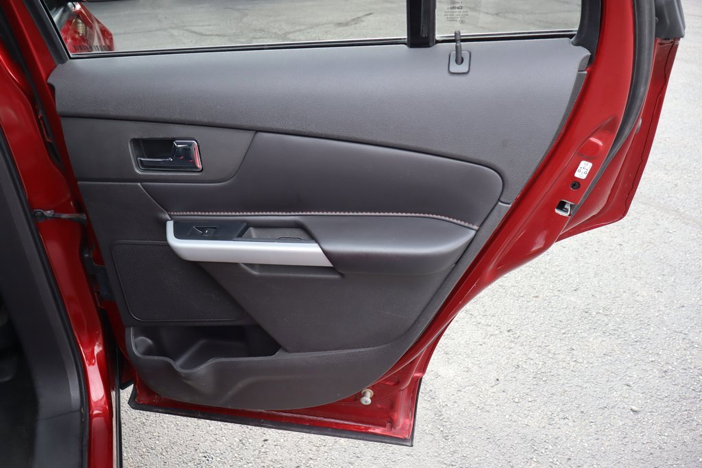 Used 2014 Ford Edge SEL w/ Equipment Group 205A image 22