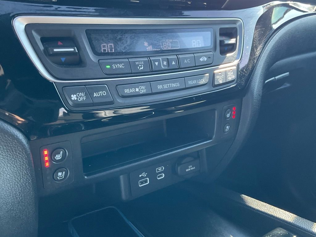 Used 2024 Honda Passport Black Edition image 10