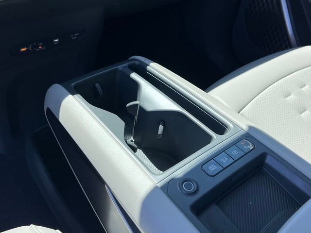 Certified 2026 Kia EV9 Wind AWD/4WD image 21