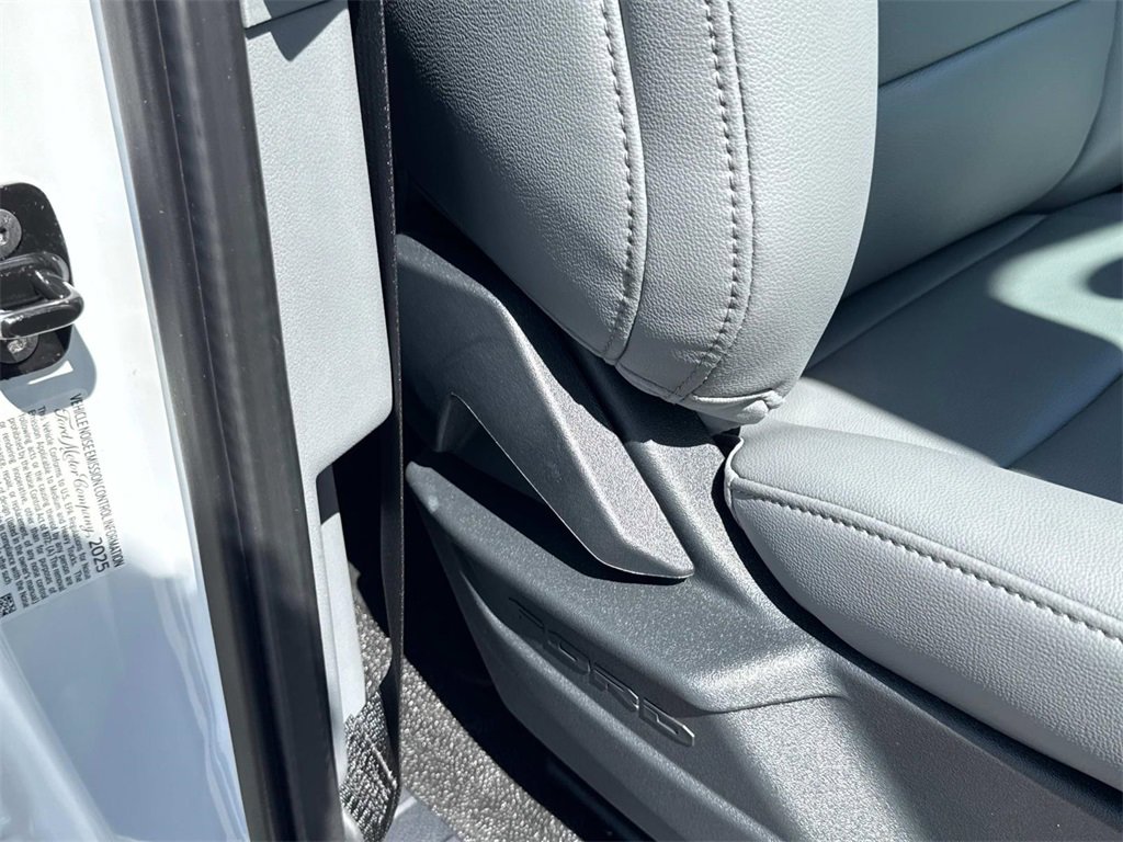 New 2025 Ford F350 XL w/ XL Chrome Package image 22