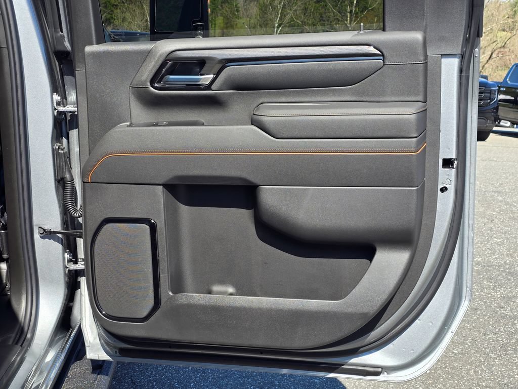 New 2026 GMC Sierra 2500 AT4 w/ AT4 Premium Plus Package AWD/4WD image 39