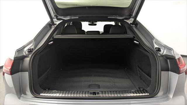 Used 2023 Audi e-tron Premium image 17