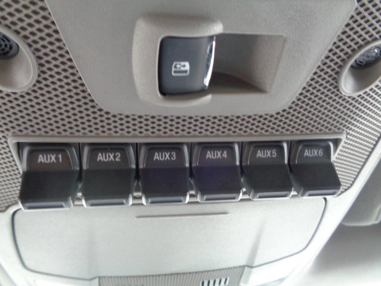 Used 2017 Ford F250 Lariat w/ Chrome Package image 77