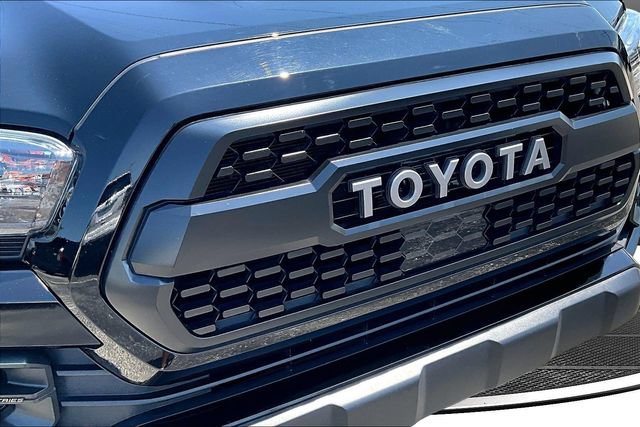 Used 2019 Toyota Tacoma TRD Pro AWD/4WD image 32