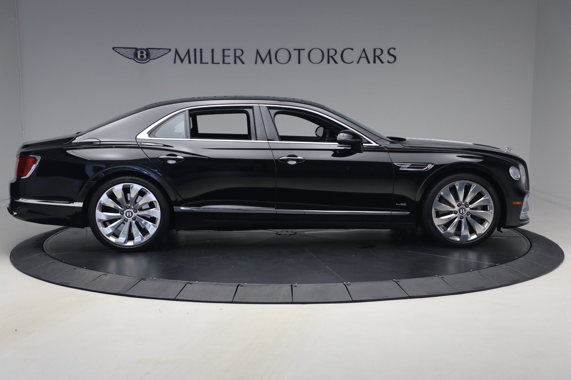 Certified 2022 Bentley Flying Spur W12 AWD/4WD image 9