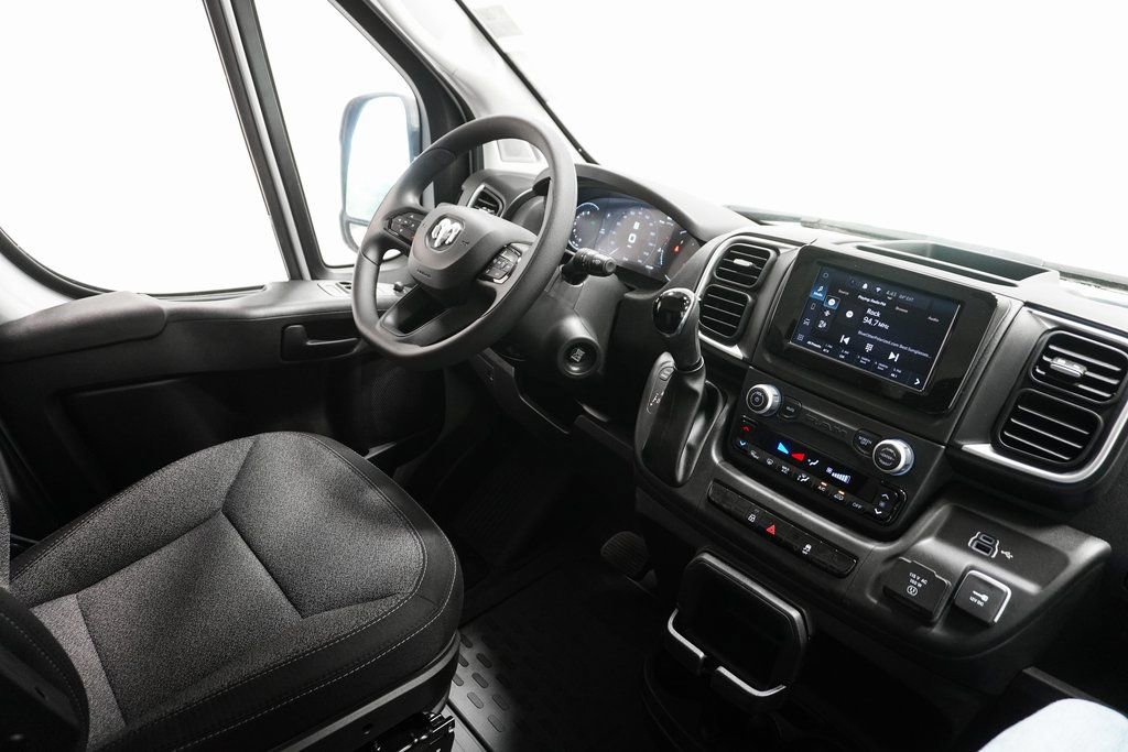 Used 2024 RAM ProMaster 3500 w/ Quick Order Package 22G SLT image 13
