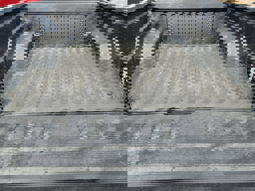 Used 2020 Jeep Gladiator Rubicon w/ Cold Weather Group image 16