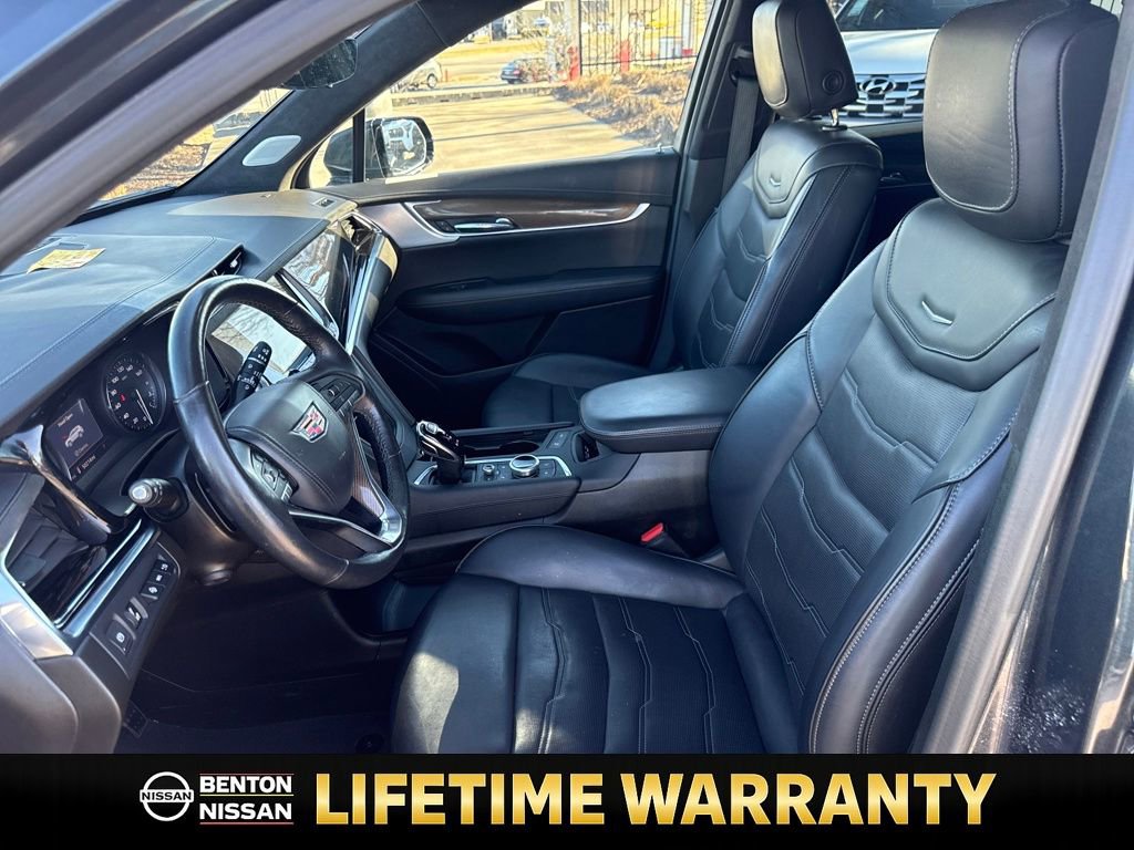 Used 2023 Cadillac XT6 Premium Luxury w/ Platinum Package image 12