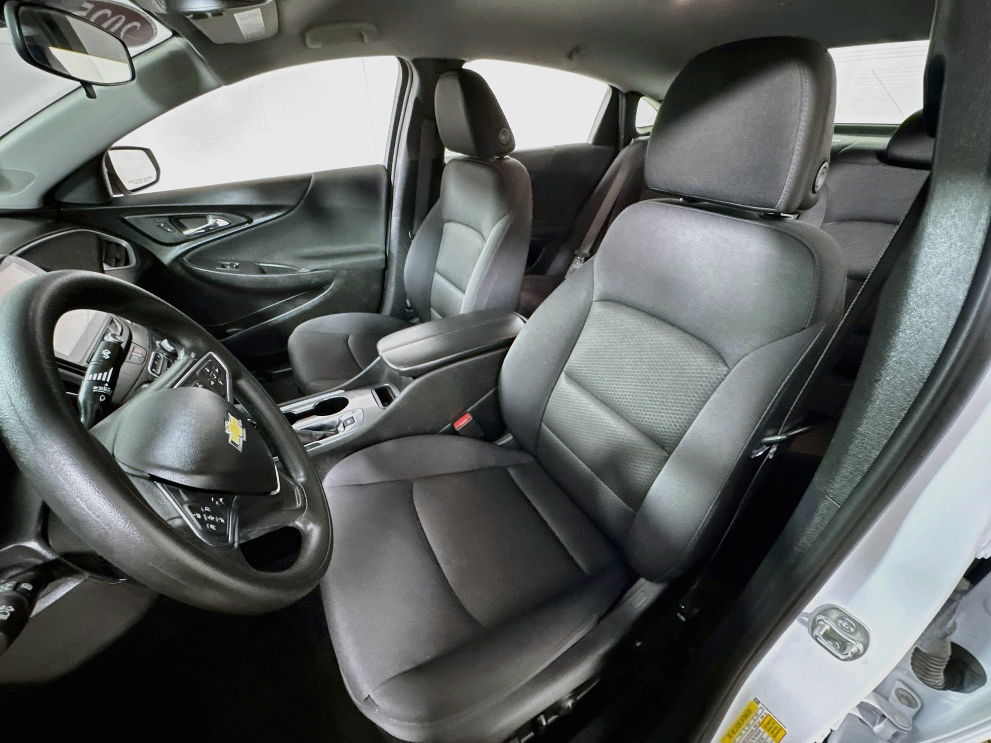 Used 2025 Chevrolet Malibu LT FWD image 14