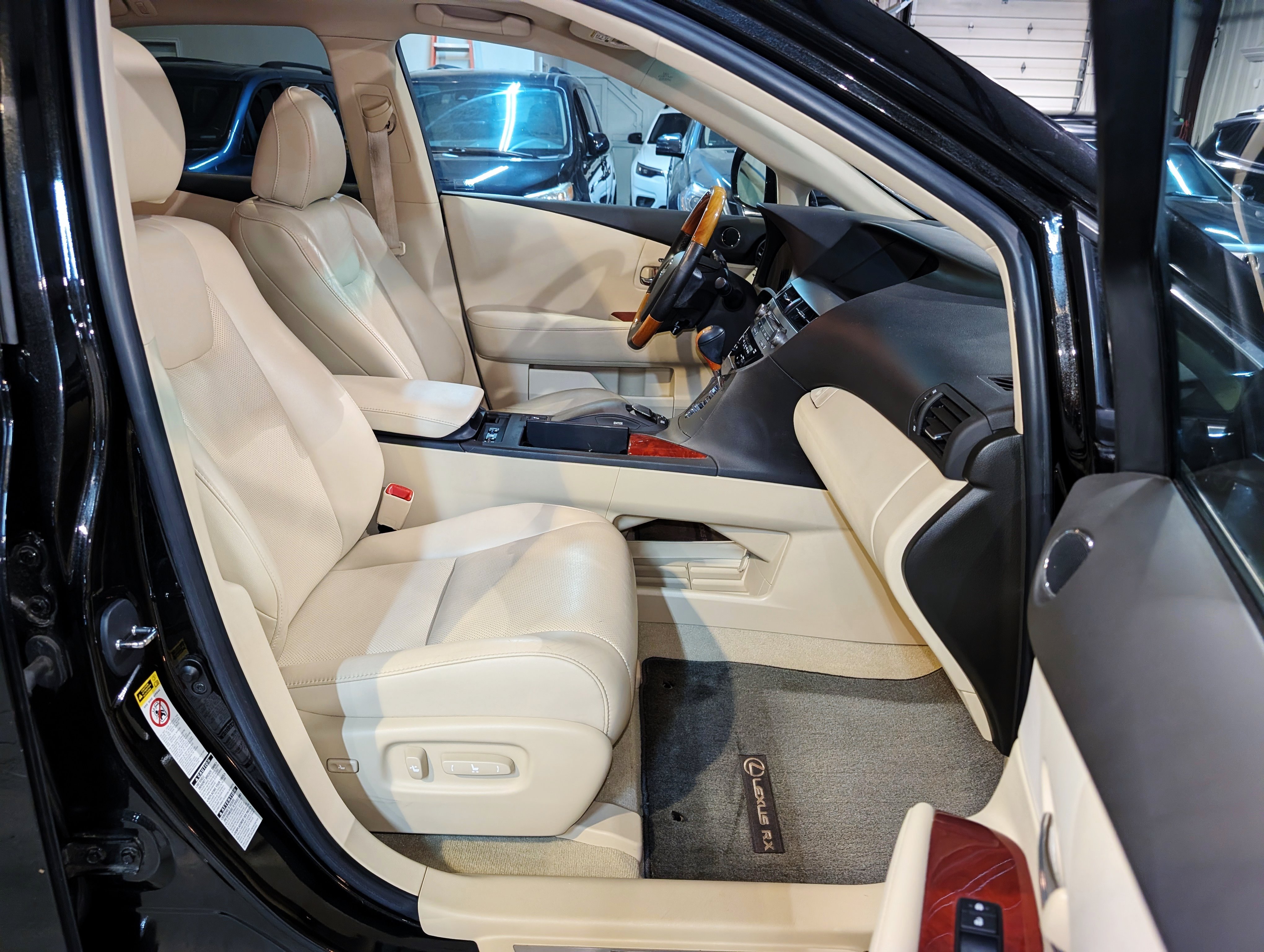Used 2012 Lexus RX 350 AWD w/ Premium Pkg image 28
