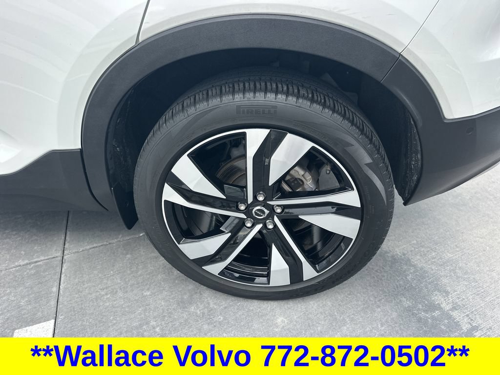 Used 2023 Volvo XC40 B5 Ultimate w/ Protection Package AWD/4WD image 10