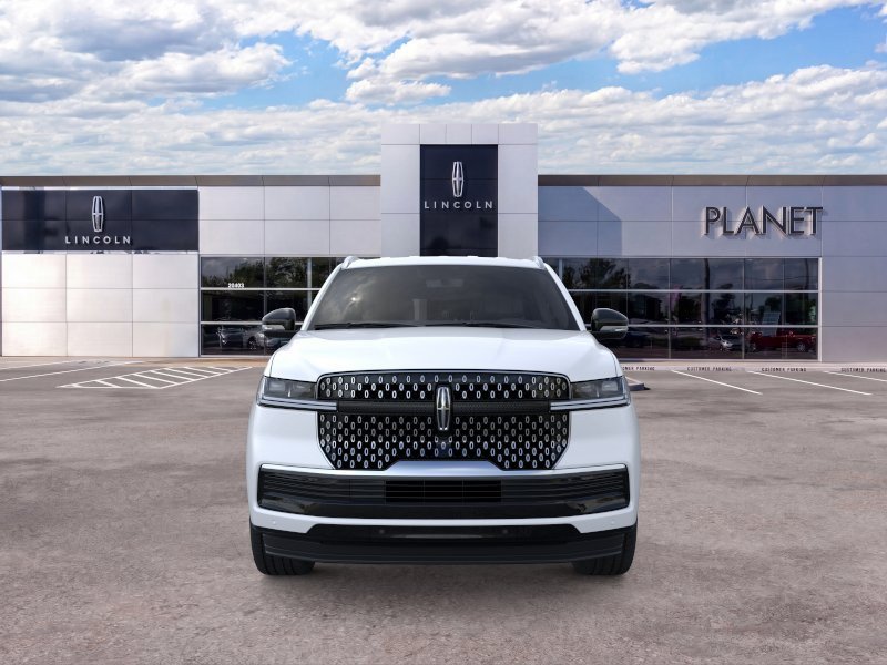 New 2026 Lincoln Navigator L Premier AWD/4WD image 6
