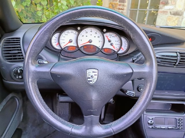 Used 2000 Porsche 911 Carrera RWD image 37