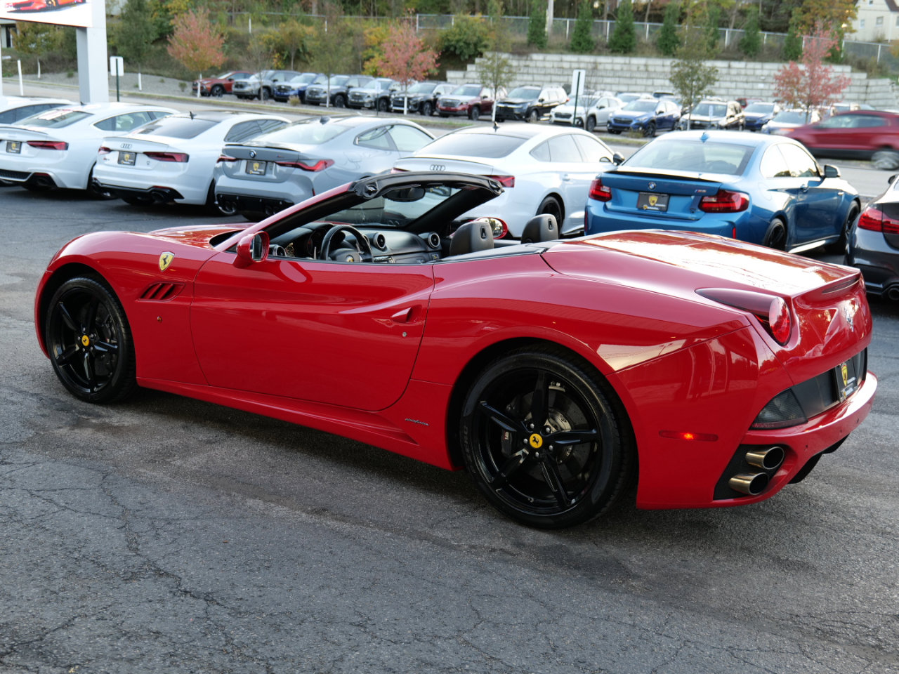 Used 2014 Ferrari California image 71