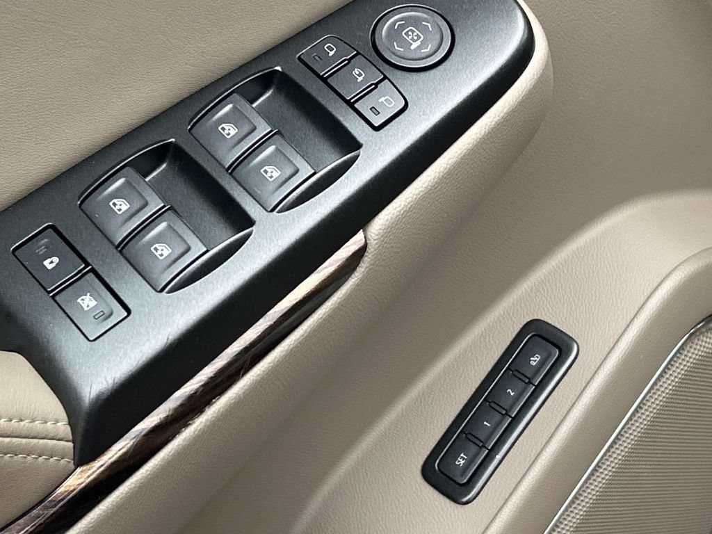 Used 2019 GMC Yukon SLT w/ Open Road Package RWD image 21